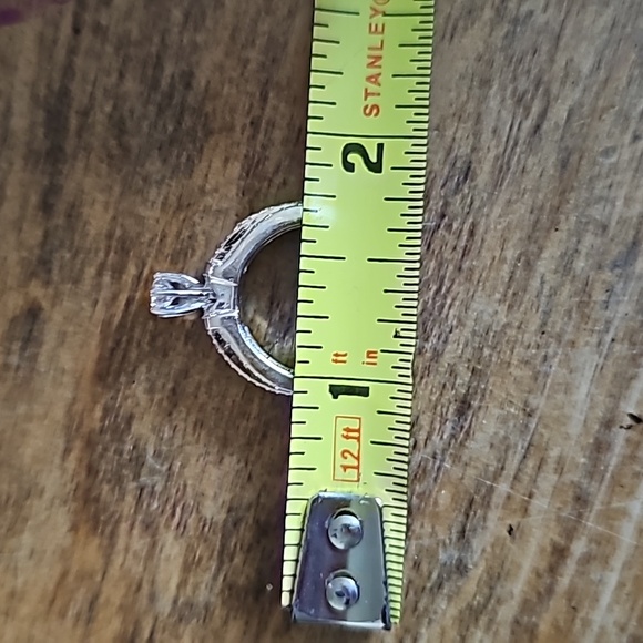 18k solid white gold diamonds ring - Picture 10 of 10